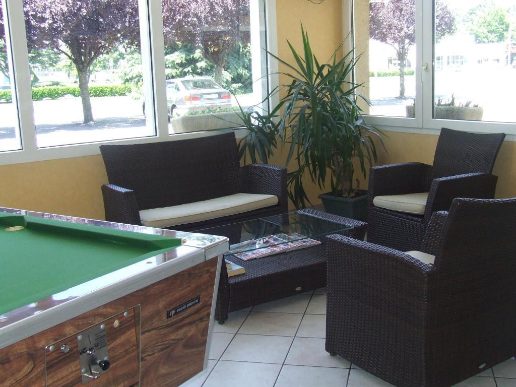 Carre Pau Airport 3* Serres-Castet